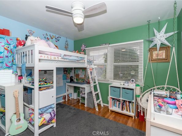 2615 Petaluma, Long Beach CA 90815