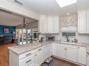 2615 Petaluma, Long Beach CA 90815