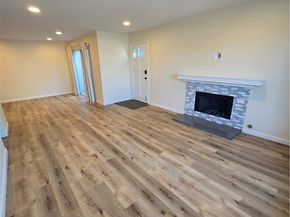 22 Exeter 23, Irvine CA 92612