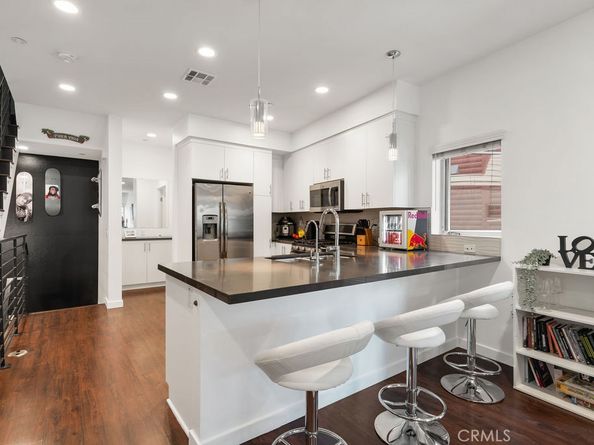 2222 1/2 Strata, Eagle Rock CA 90041