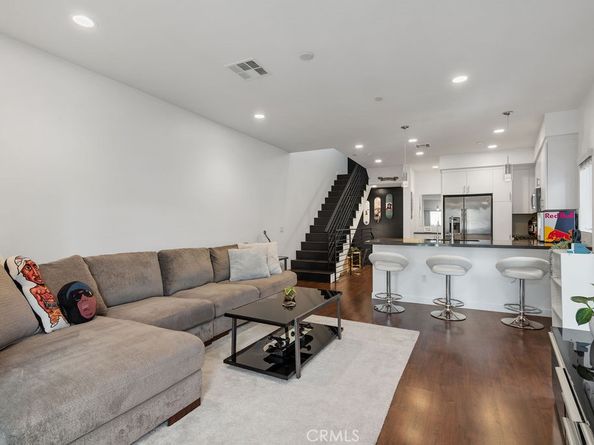 2222 1/2 Strata, Eagle Rock CA 90041