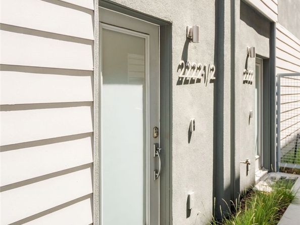 2222 1/2 Strata, Eagle Rock CA 90041