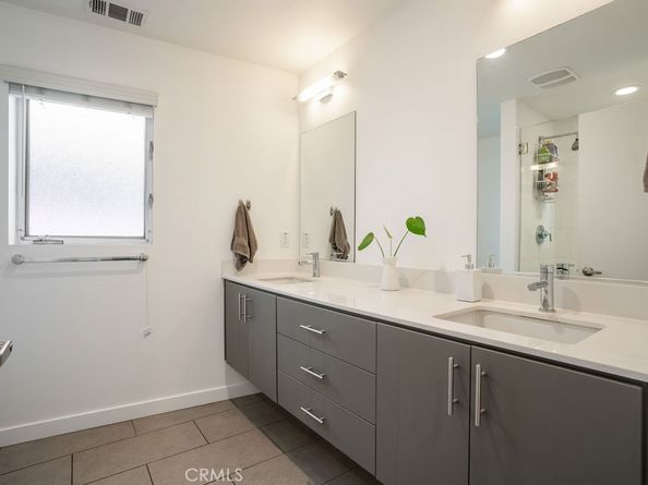 2222 1/2 Strata, Eagle Rock CA 90041