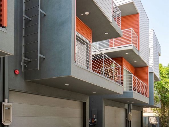 2222 1/2 Strata, Eagle Rock CA 90041