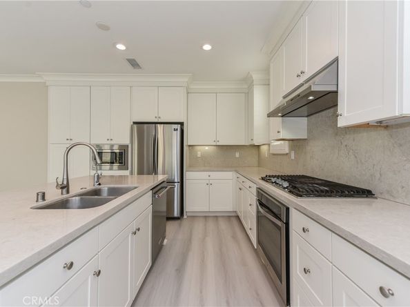 81 Island Coral, Irvine CA 92620