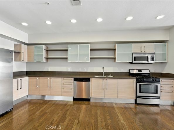 1234 Wilshire 329, Los Angeles CA 90017