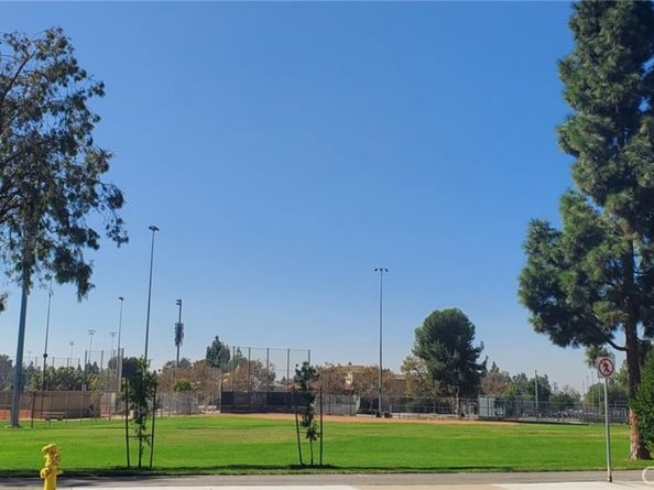 2827 Player, Tustin CA 92782