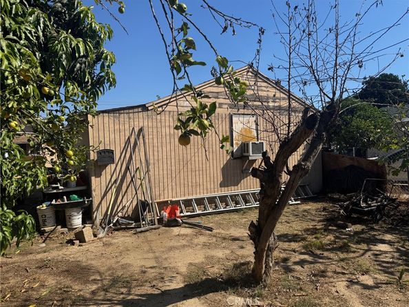 633 S Downey, Los Angeles CA 90023