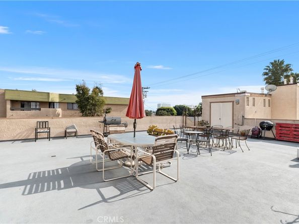 1244 E 3rd 201, Long Beach CA 90802