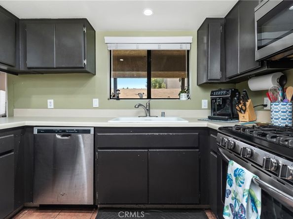 1244 E 3rd 201, Long Beach CA 90802