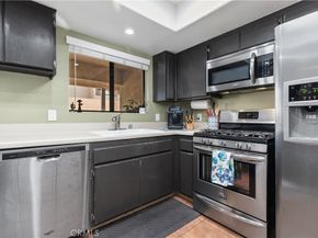 1244 E 3rd 201, Long Beach CA 90802