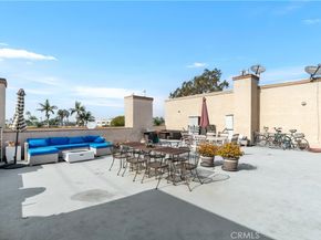 1244 E 3rd 201, Long Beach CA 90802