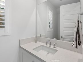 140 Reyes Alley, Lake Forest CA 92630