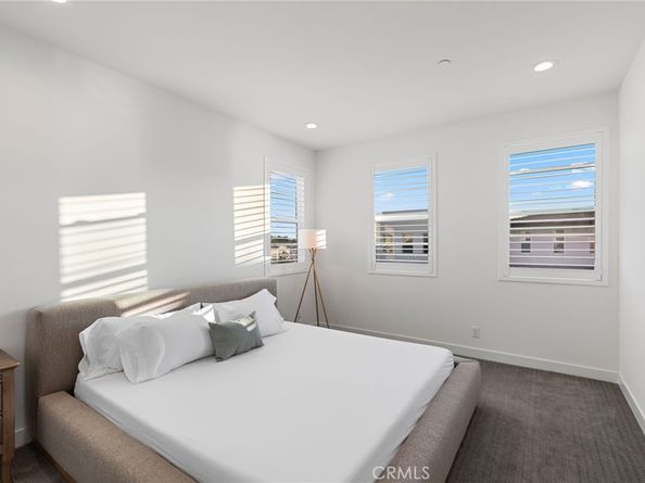 140 Reyes Alley, Lake Forest CA 92630