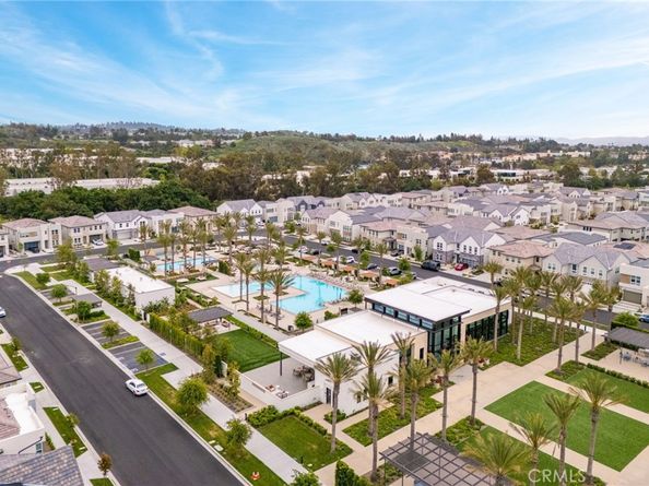 140 Reyes Alley, Lake Forest CA 92630