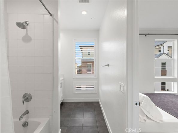 140 Reyes Alley, Lake Forest CA 92630