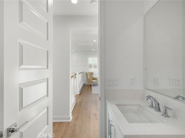 140 Reyes Alley, Lake Forest CA 92630