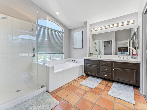 22 Brisa Fresca, Rancho Santa Margarita CA 92688