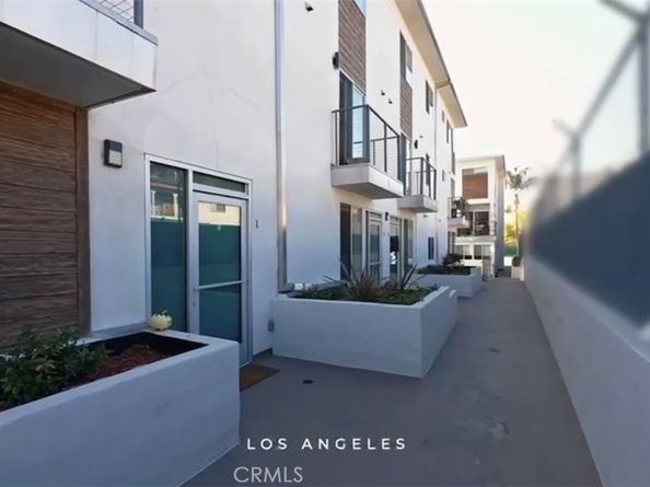 1245 N New Hampshire Avenue 4, Los Angeles CA 90029