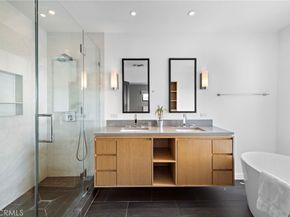 8179 Mannix Drive, Los Angeles CA 90046