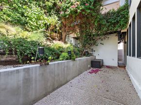 8179 Mannix Drive, Los Angeles CA 90046
