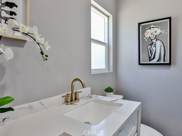 408 S Flower Street, Santa Ana CA 92703