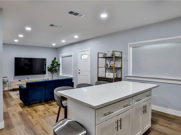 408 S Flower Street, Santa Ana CA 92703