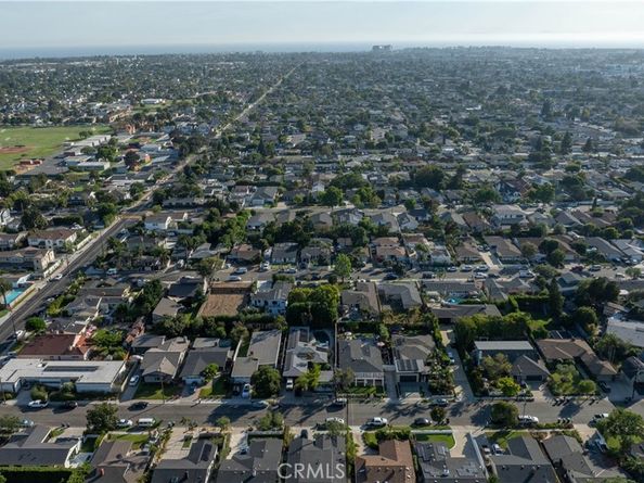 269 Cecil Place, Costa Mesa CA 92627