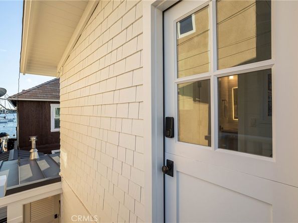 104 Onyx Avenue, Newport Beach CA 92662