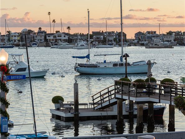 104 Onyx Avenue, Newport Beach CA 92662