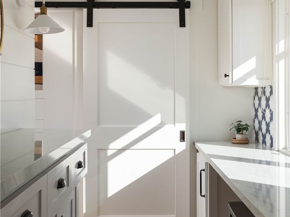 104 Onyx Avenue, Newport Beach CA 92662