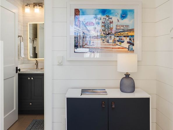 104 Onyx Avenue, Newport Beach CA 92662