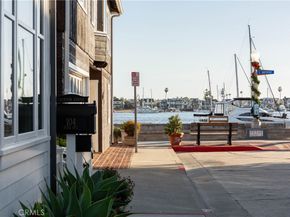104 Onyx Avenue, Newport Beach CA 92662