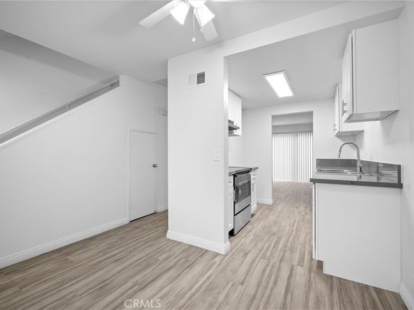 2725 S Baker St., Santa Ana CA 92707