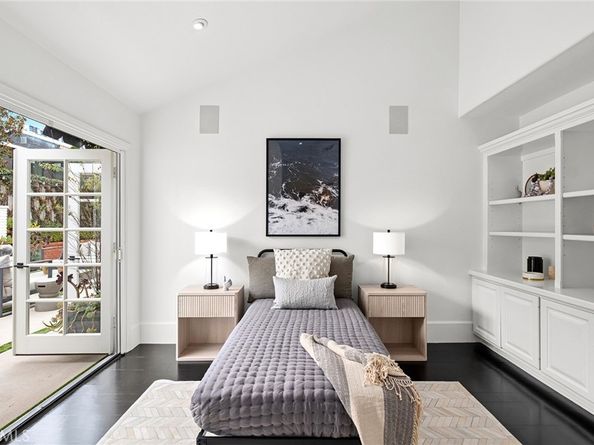 1845 Port Westbourne, Newport Beach CA 92660