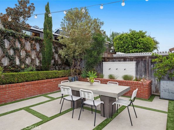 1845 Port Westbourne, Newport Beach CA 92660