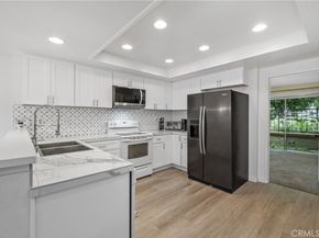 16 E Yale Loop 28, Irvine CA 92604