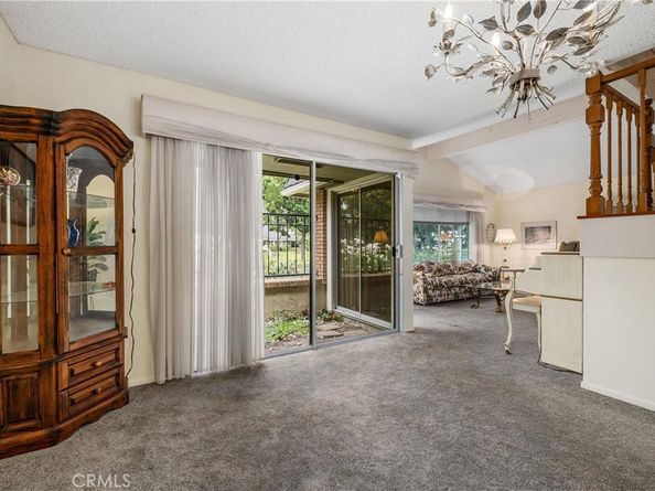 16 E Yale Loop 28, Irvine CA 92604