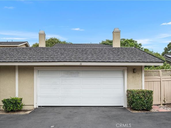 16 E Yale Loop 28, Irvine CA 92604