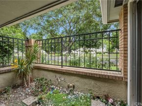 16 E Yale Loop 28, Irvine CA 92604