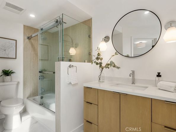 1200 E Ocean 52, Long Beach CA 90802