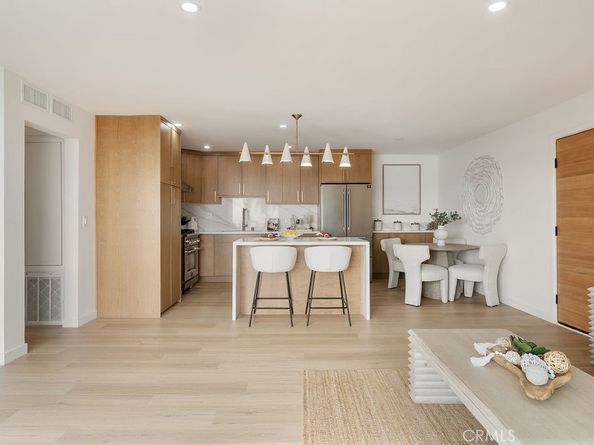 1200 E Ocean 52, Long Beach CA 90802