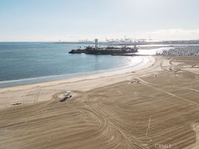 1200 E Ocean 52, Long Beach CA 90802
