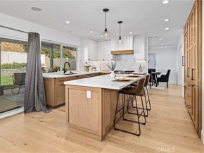 5497 Coral Reef Avenue, La Jolla CA 92037