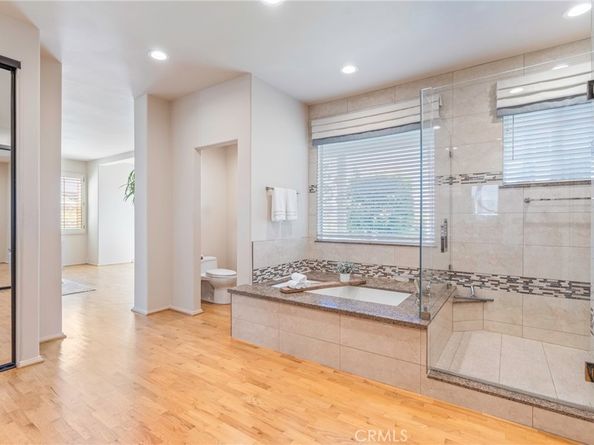 7 Altair 7, Irvine CA 92603