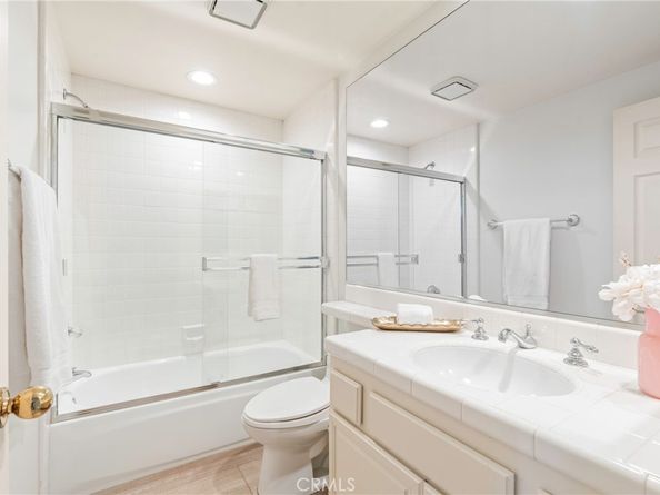 7 Altair 7, Irvine CA 92603