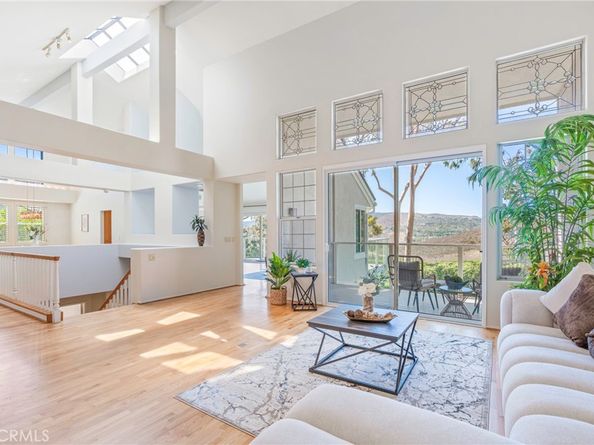 7 Altair 7, Irvine CA 92603