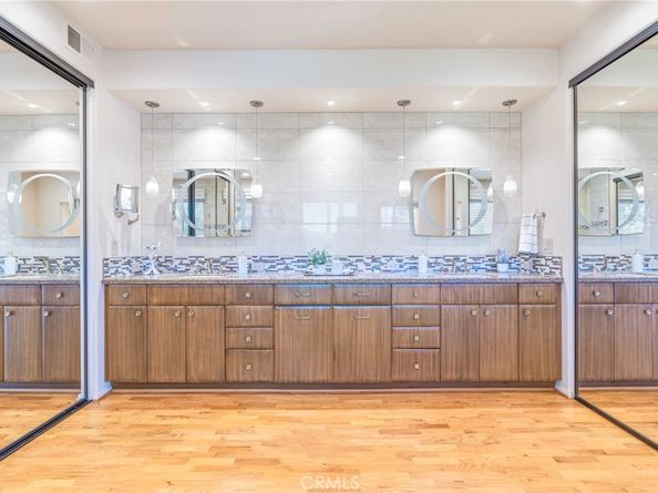 7 Altair 7, Irvine CA 92603