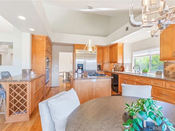 7 Altair 7, Irvine CA 92603