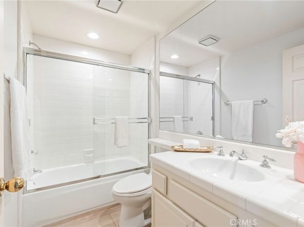 7 Altair 7, Irvine CA 92603